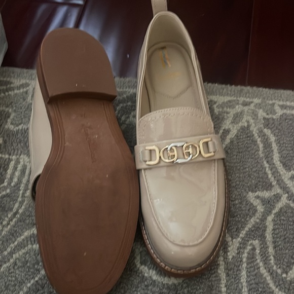 flat shoes - Picture 5 of 6